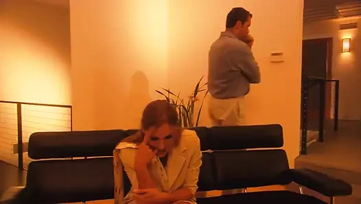 Lauren Phoenix'in yeni bir ilham perisi var