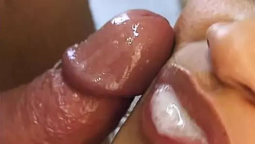 Harika Fransız bebek azgın şef tarafından götten sikiliyor