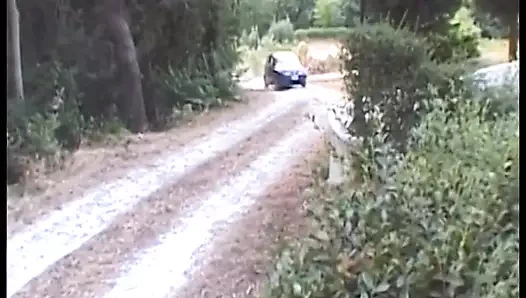 Her şeyi yapmak için bir fahişe