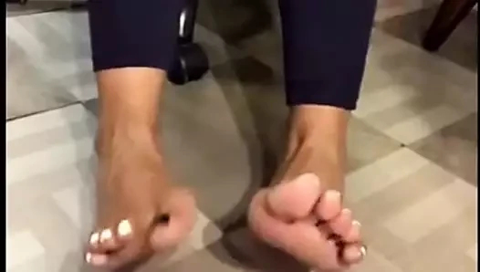 Ayak tabanlarım ve ayak parmaklarım