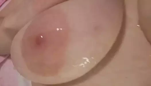 Karımın göğüslerine boşalmak!!