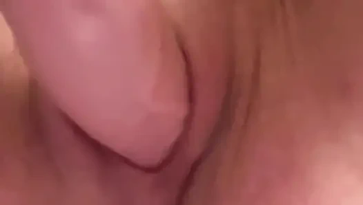 İşe gitmeden önce hızlı dildo sikişi