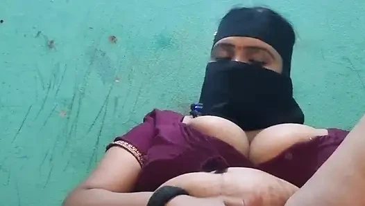 Gece geç saatlerde tek başına ruh hali sevimli ve çekici Bangla konuşması