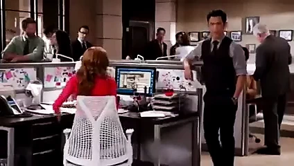 Karen gillan seksi dans