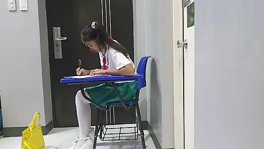 Desperate Student Pee