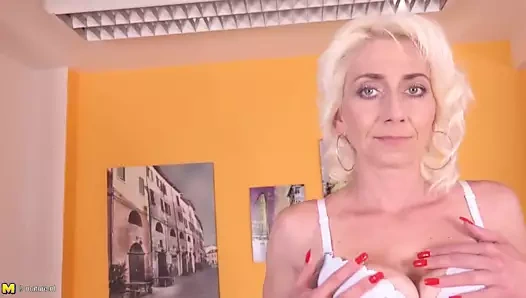 olgun sıska adım anne ile susuz vajina