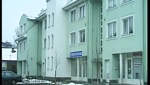 Sikilen Alman hatunlarla bu fetiş seansı izle