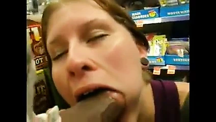 süpermarkette oral seks