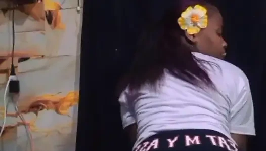 Benimle birlikte özel içeriklerin tadını çıkarın ve gizli sayfamda görmek istediklerini, kişiselleştirilmiş ve sizin için daha fazlasını