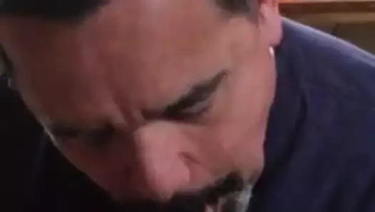 Yakışıklı baba seviyor horoz emme