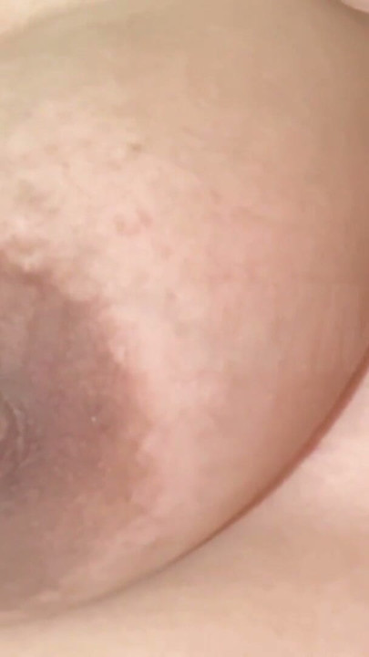 Dik hamile bbw Hint milf sahip olan bazı eğlence ve Mastürbasyon ona kedi | Klip 3