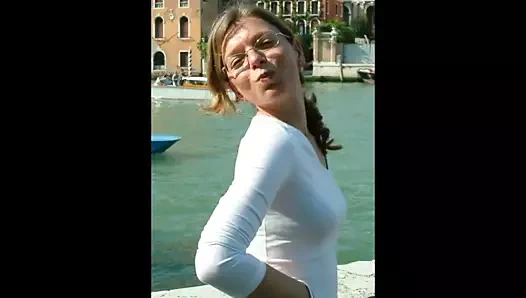 Claudia, en güzel Fransız milf (orta yaşlı kadin) lanet ve emme