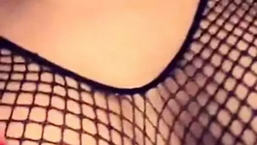 En ateşli meme uçlarım