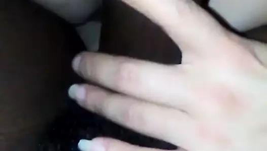 Kandi babaya hizmet ediyor