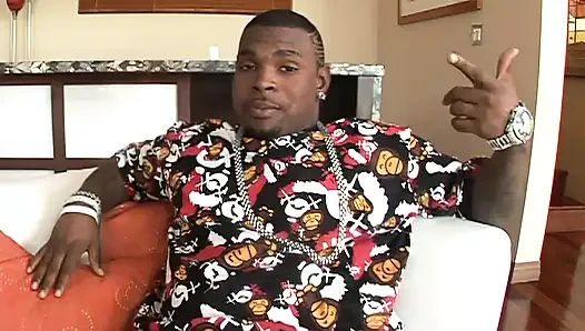 Krystal wett masturbates için ona adam sonra sağlar onu Creampie