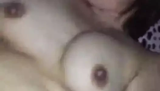 Tombul olgun parmak mastürbasyon