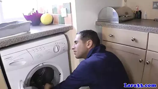 Dicksucking glam milf dövülerek ve hunk