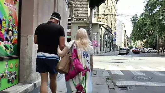 Azgın genç adam için edepsiz nine