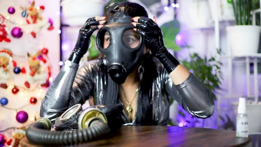 Lateks eldiven fetişi asmr