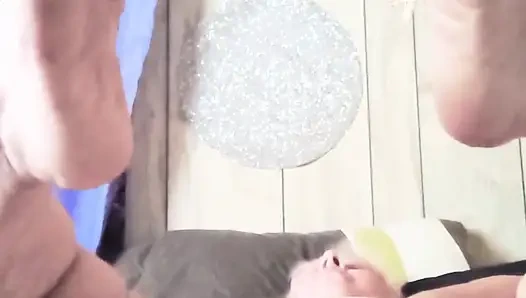 Knock Knock Princess üvey babası oynamak istiyor