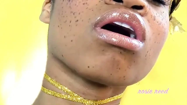 Gold Edition: Dudaklarım seni zayıf yapıyor