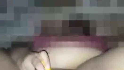 Bugün heyecanlı ve ıslak uyandım birkaç gün sonra sana ne istediğini göstermek için bekledim