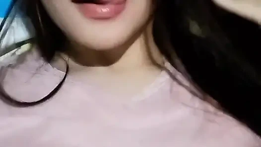 Sırılsıklam ıslak mastürbasyon seansı yakın yakalandı