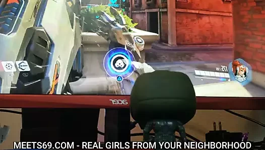 Yeni Zelanda'dan bu amatör kızı Meet69'da buldum.