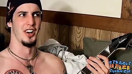Düz thug axel mastürbasyon gitar solo oynadıktan sonra