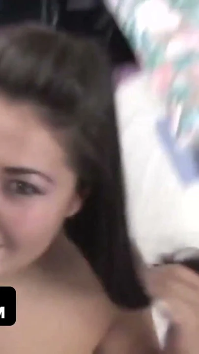 Bakış açısı - seksi genç london keyes, kazanan çemberler için ödül olarak ıslak kedi sürülmüş alır | Klip 1