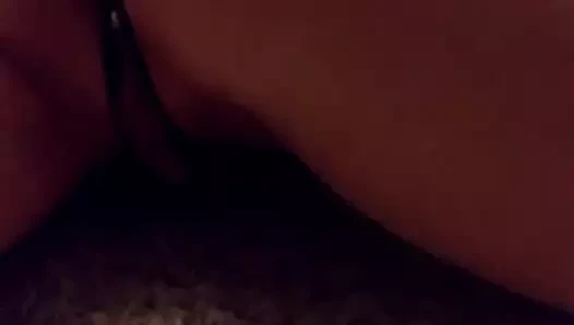 Finmilf sulu bubblebutt sallayarak