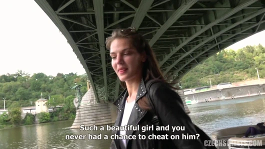 Çek sokakları - şimdiye kadarki en ürperen kız