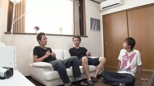 Javhub vahşi grup sekste üç seksi Japon kadın