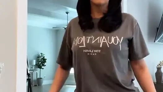 Kraliçe naija deve tırnağı ortaya çıkarır