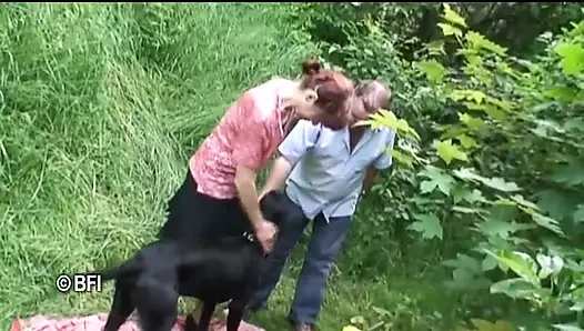 Nineyle edepsiz bir piknik.