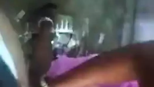 Teyze ile genç çocuk