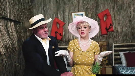 Burada ihtiyaçlarımıza hizmet eden bir adam olsaydı - Michael DelRay, Dale Savage, Dee Williams - biphoria