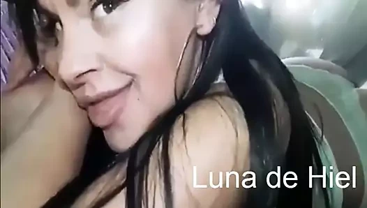 Esta , si es una verdadera Lagartona.