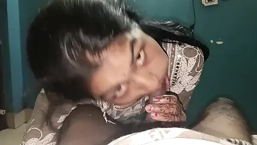Üvey kız kardeşimin odasına gece geç saatlerde ziyaret tam gece tutkulu seks