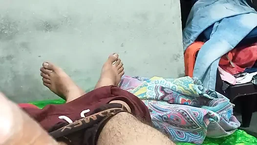 Yenge sikimi emdi ve sıkı amını siktirdi