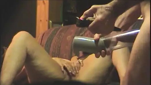 Kanepede uzun sıcak seks