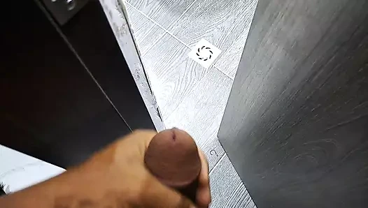 Üvey annem banyoda mastürbasyon yapıyor