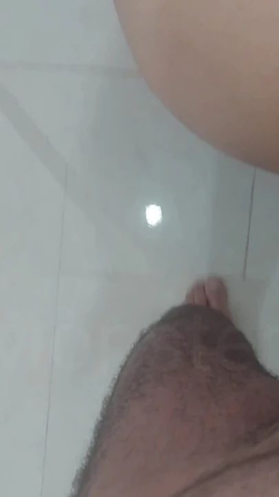 Soyunma Odasında Hızlı Sikiş Güzel Döllenmeye Dönüşüyor.