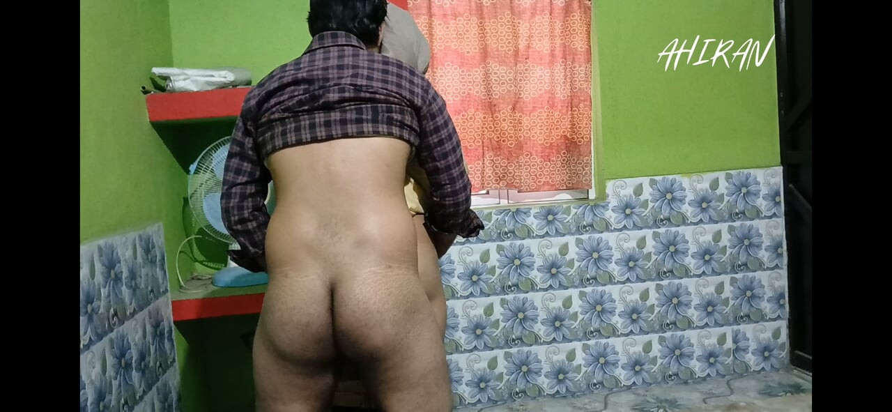 Öğretmen öğrencisini sikiyor xxx 4k porno videosu