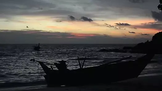 Tilda swinton - the beach 2000 (olgun ve genç)