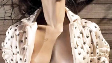 Eva çıplak mendes!