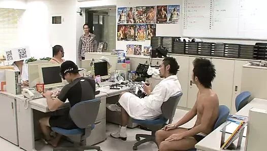 Vahşi oyunlar (sapık asyalı film)