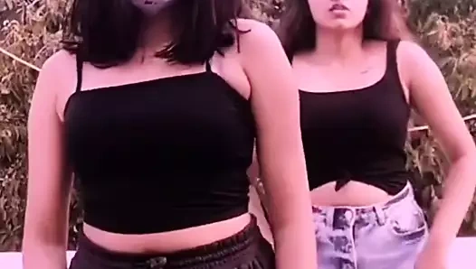 Büyük göğüsler kızlar yukarı dans