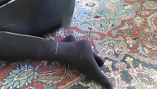 Sahibin - siyah çoraplara önem verilmelidir! Elektrikli süpürge ve serinletici! Bakış açısı, 31 talimatı, Bayan Victoria Valente