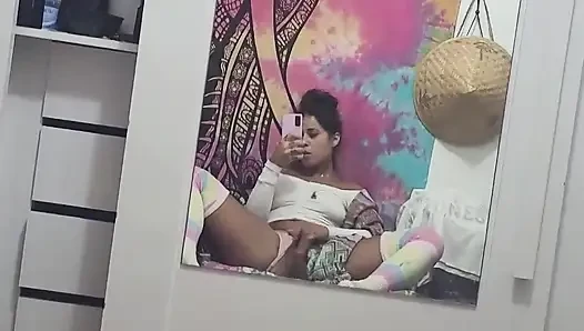 Eski sevgilim aynaya boşalrken bu videoyu paylaştı